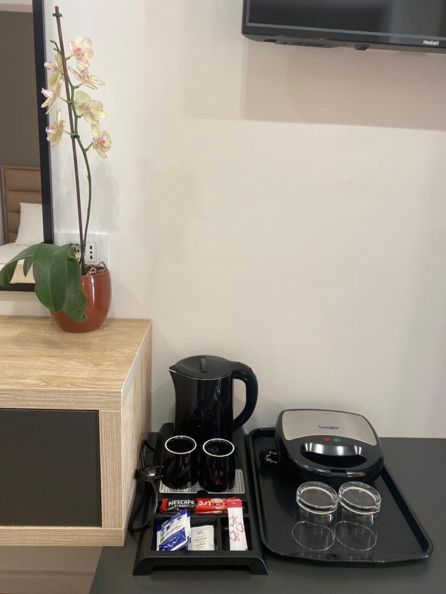 Augusto Rooms Sarandë 外观 照片