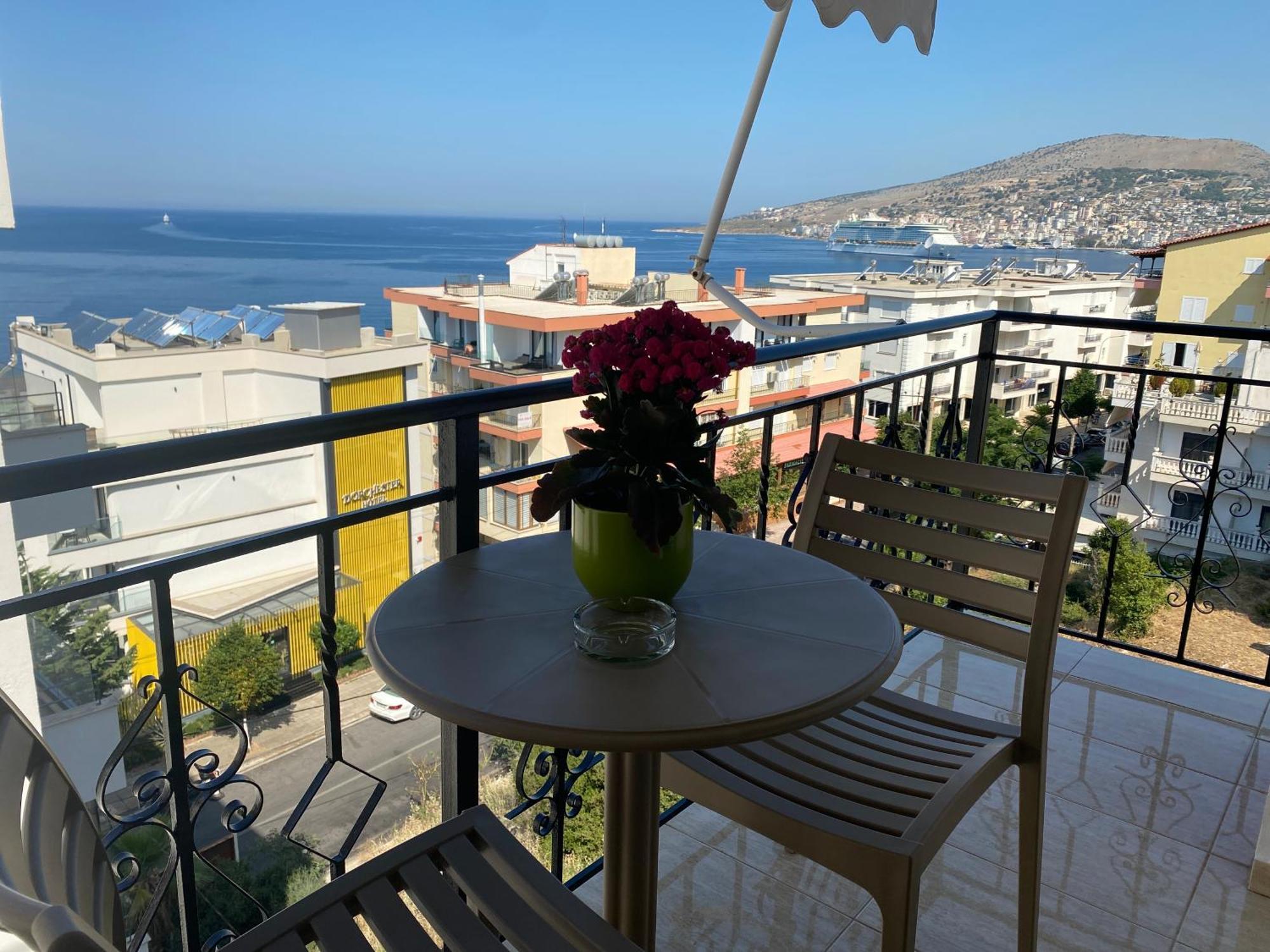 Augusto Rooms Sarandë 外观 照片