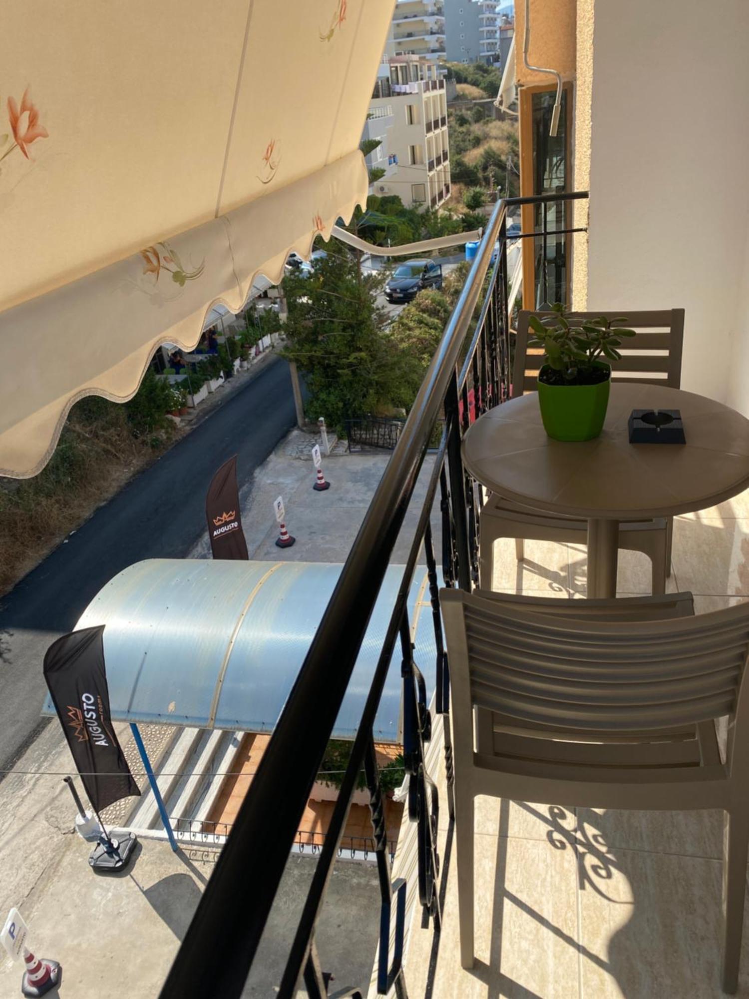 Augusto Rooms Sarandë 外观 照片